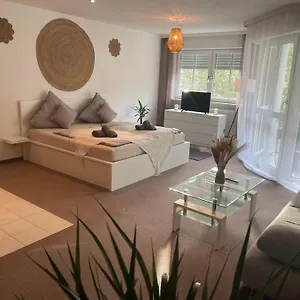 Apartment Kingsize Bett Boho Mit Tiefgarage Naehe Salzburg, Freilassing